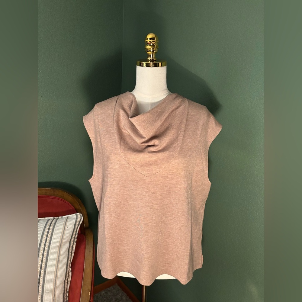 New Talbots Taupe Top